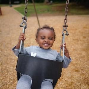 Meet your Posher, Mayim